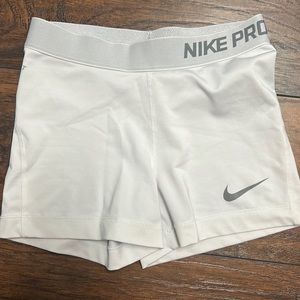 NIKE PRO spandex shorts in white